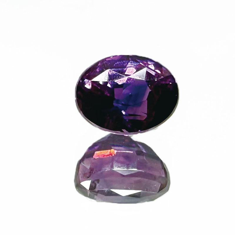 10009755：パープルサファイア　OV　5.7×4.4ｍｍ　1.01ct