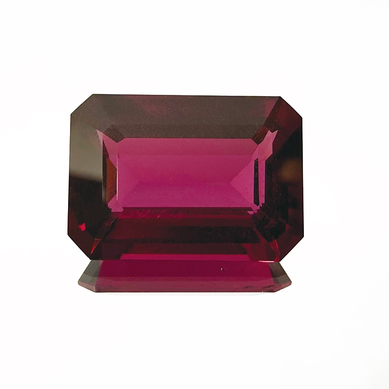10009776：ロードライトガーネット 15.0×10.7mm 9.96ct