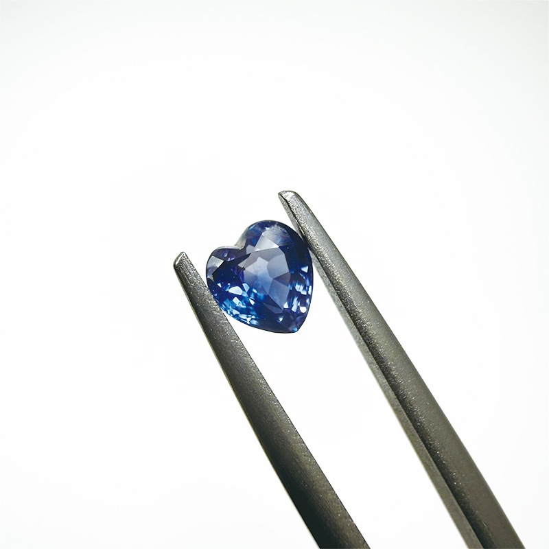 500：サファイア　HT　4.9×4.6ｍｍ　0.58ct