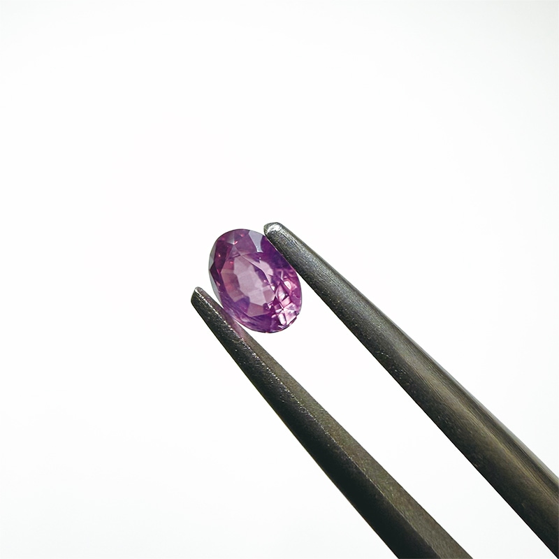 426：パープルサファイア OV4.8×3.7mm 0.44ct シルキー