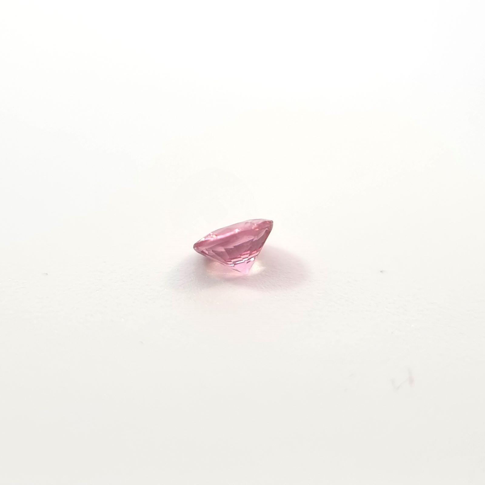 10000432：スピネル　RD 3.3mm 0.14ct