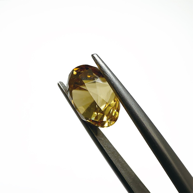 イエロージルコン 10.3×8.1mm 5.25ct