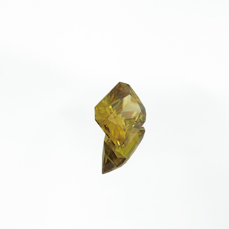 459：スフェーン　OCT　7.8×6.1ｍｍ　1.64ct