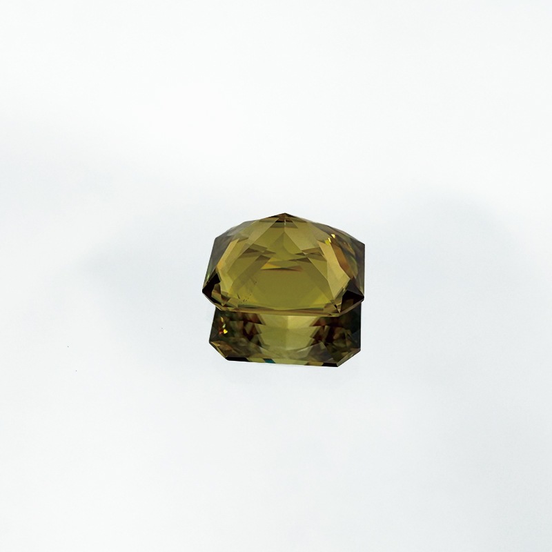 459：スフェーン　OCT　7.8×6.1ｍｍ　1.64ct