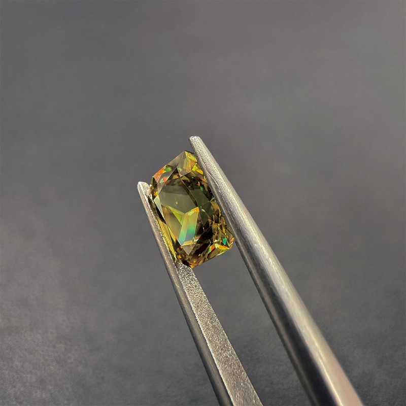 459：スフェーン　OCT　7.8×6.1ｍｍ　1.64ct