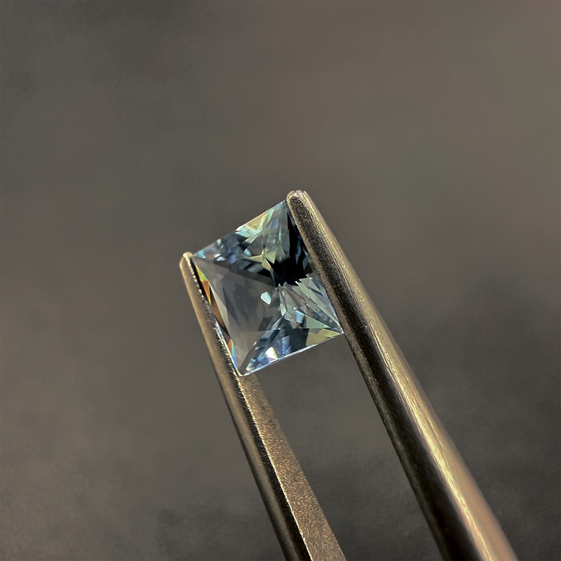 409：ファンシーカラーサファイア　PRI　5.9ｍｍ　1.05ct
