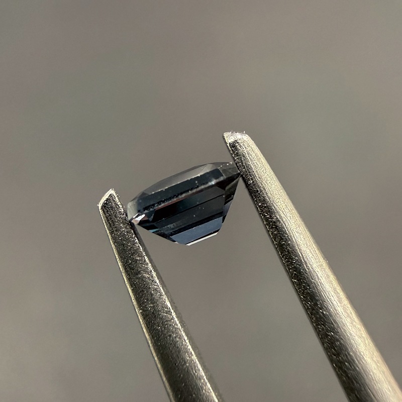 10009129：カラーチェンジガーネット　EM　3.6×2.6ｍｍ　0.20ct