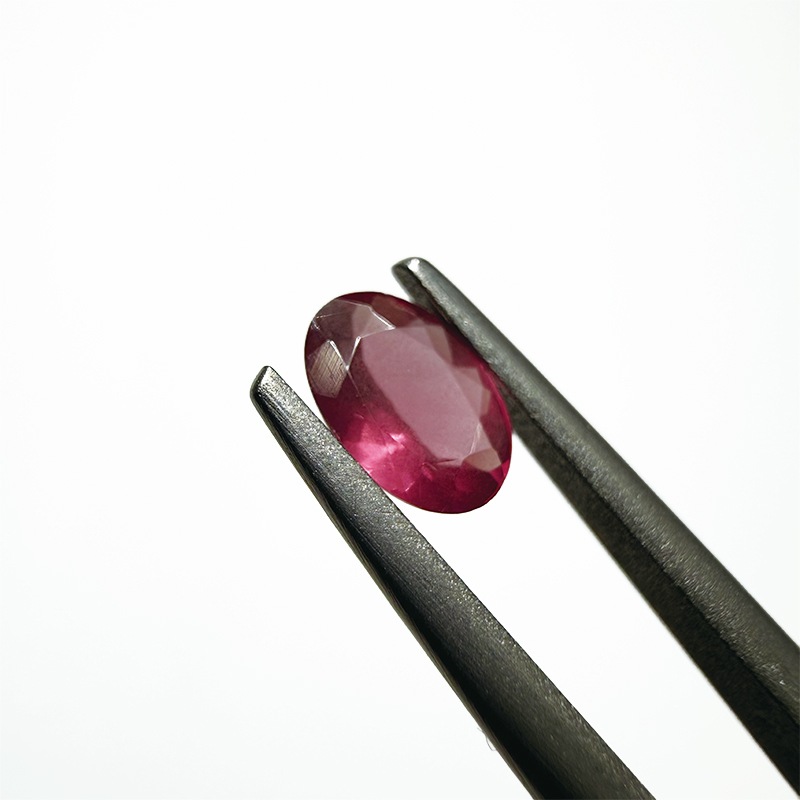 10006667：スピネル OV 5.8×4mm 0.46ct