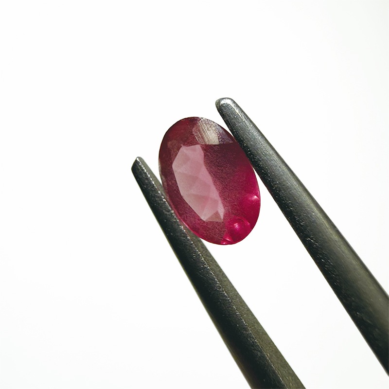 10006667：スピネル OV 5.8×4mm 0.46ct