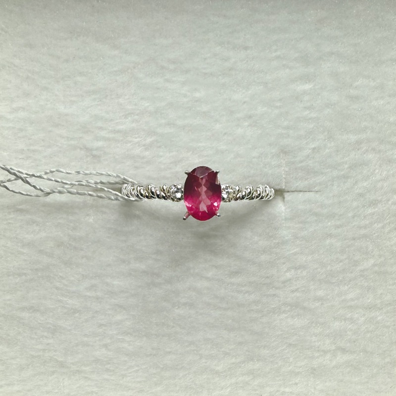 10006667：スピネル OV 5.8×4mm 0.46ct