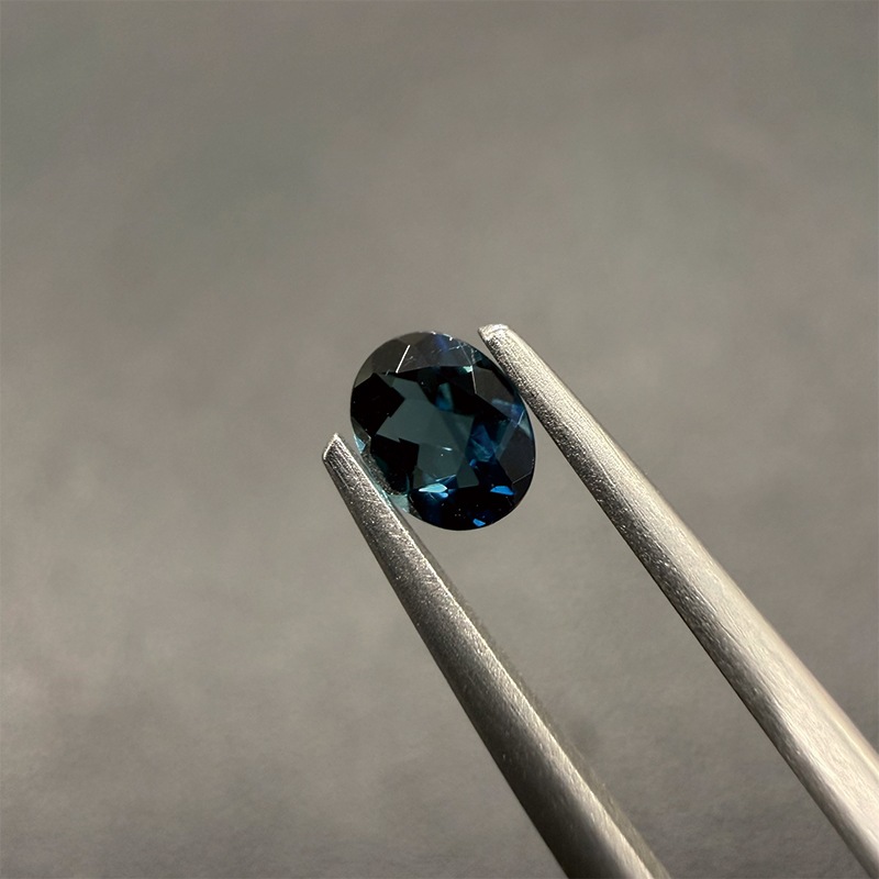 10008468：インディゴライトトルマリン OV 5.0×4.0mm 0.32ct