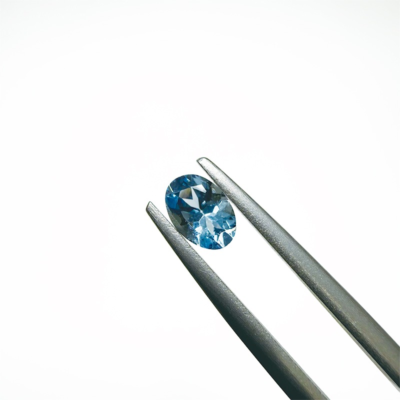 10008881：アクアマリン OV 5.9×4.1mm 0.41ct