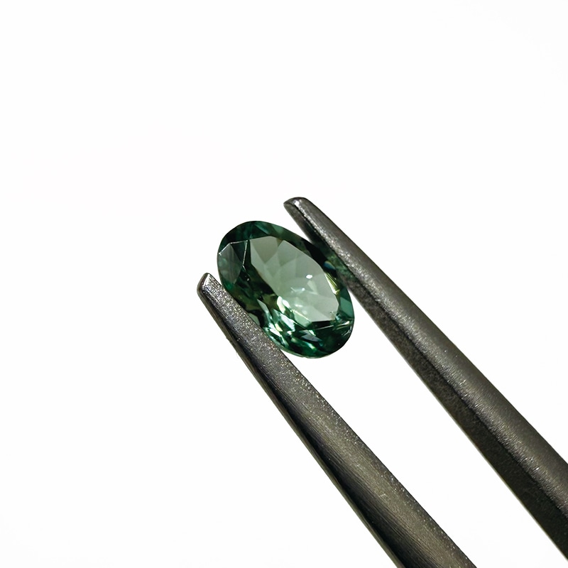 10001279：トルマリン OV 5.8×3.9mm 0.40ct