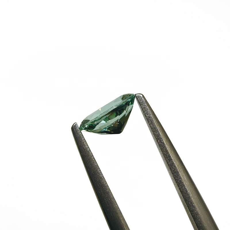 10001279：トルマリン OV 5.8×3.9mm 0.40ct