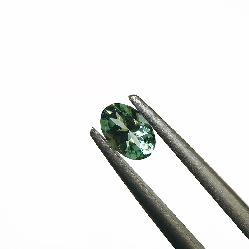 10001279：トルマリン OV 5.8×3.9mm 0.40ct