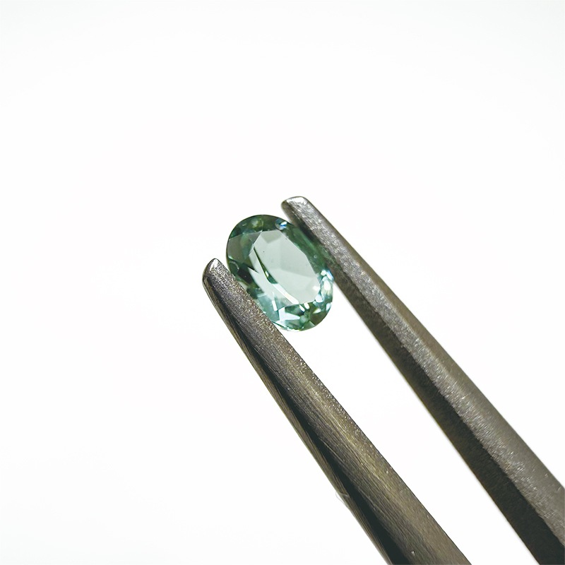 10001760：トルマリン OV 4×3mm 0.16ct