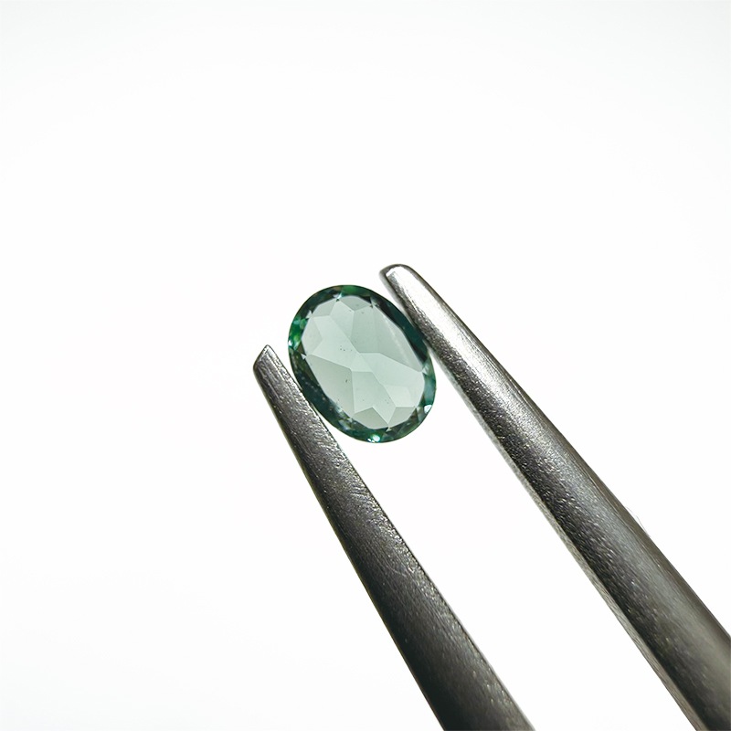 10001760：トルマリン OV 4×3mm 0.16ct
