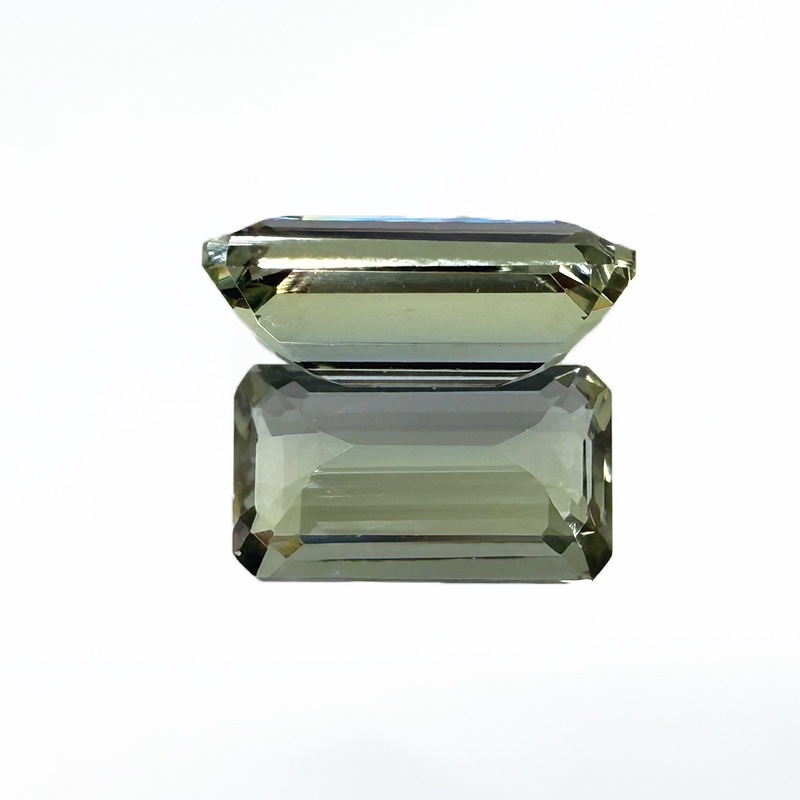 10009563：ゾイサイト　EM　9.6×5.3ｍｍ　1.89ct