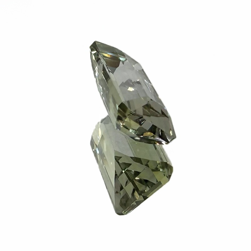 10009563：ゾイサイト　EM　9.6×5.3ｍｍ　1.89ct