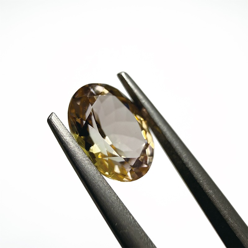 トルマリン OV 9.0×6.7mm 1.80ct