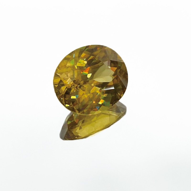 10009576：スフェーン OV 7.8×6.8mm 1.88ct