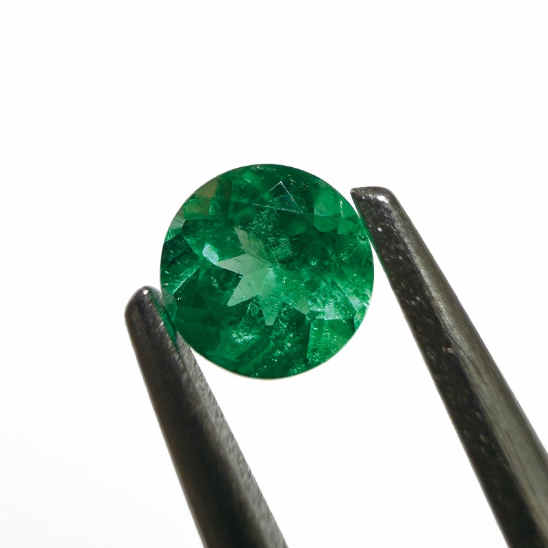10009885：エメラルド（コロンビア産・宝石貴金属ソーティング付き） RD 3.95×3.94mm 0.221ct