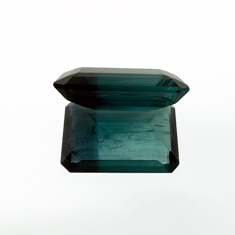 10009068：バイカラートルマリン　EM　12.5×8.8ｍｍ　3.88ct