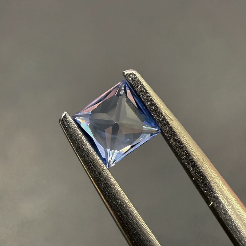138：ブルーサファイア　PRI　3.7ｍｍ　0.32ct