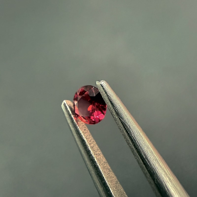 10008130:ルビー RD 2.9mm 0.09ct