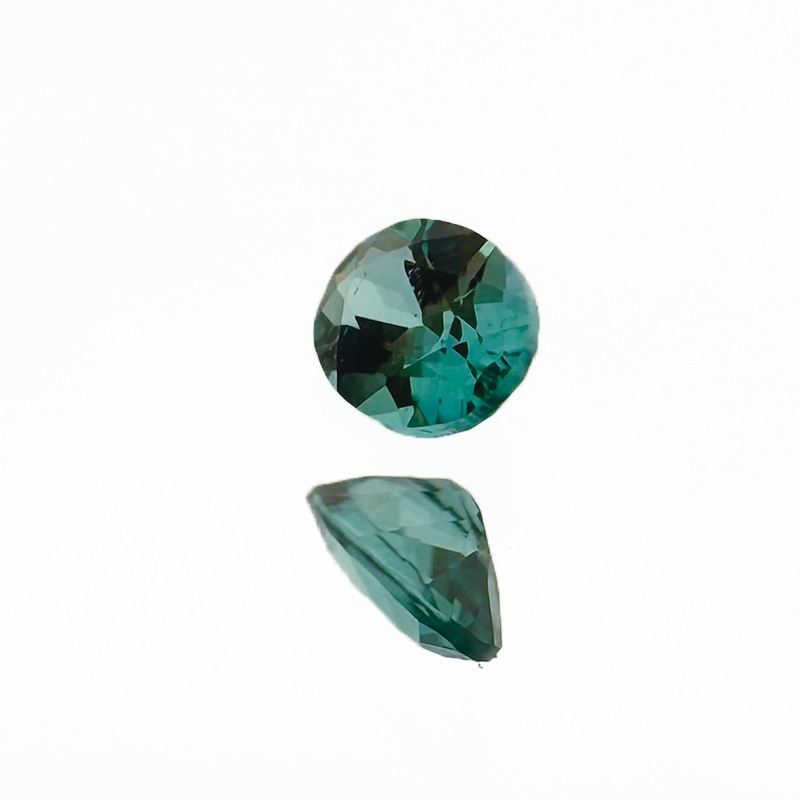 10002375：非加熱パライバトルマリン(ブラジル産)　2.7×2.1ｍｍｍ　0.05ct(AIGS付き)