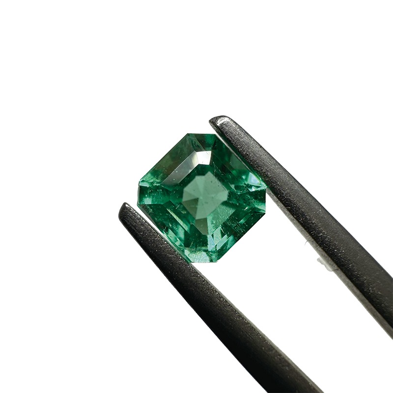エメラルド　 EM 4.7×4.4ｍｍ 0.49ct