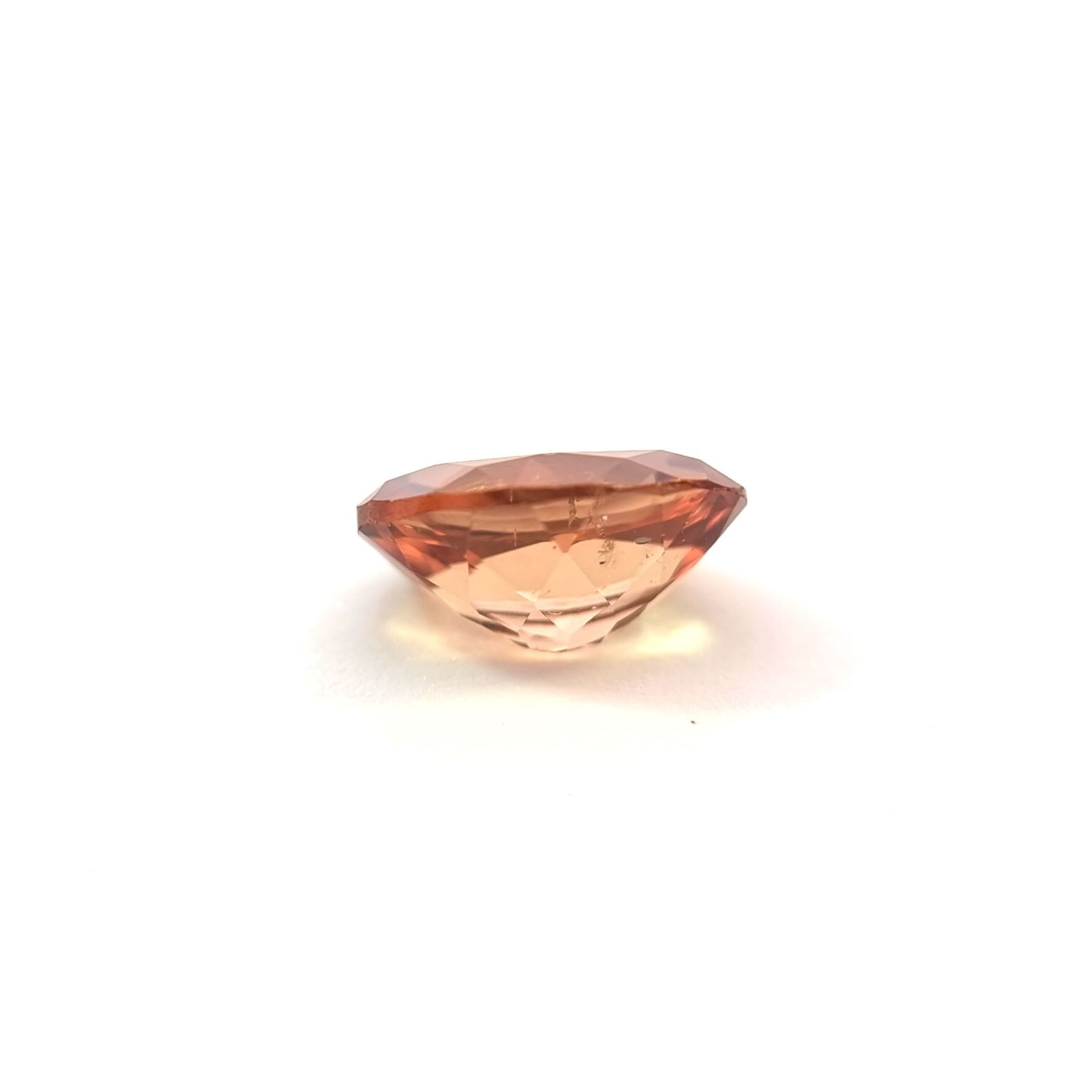 10001519：ガーネット　OV 6.8×5.1ｍｍ 0.96ct