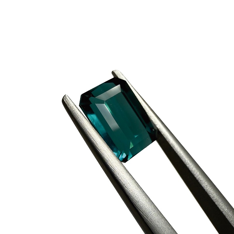 インディゴトルマリン　 EM　8.3×6.6ｍｍ 2.65ct