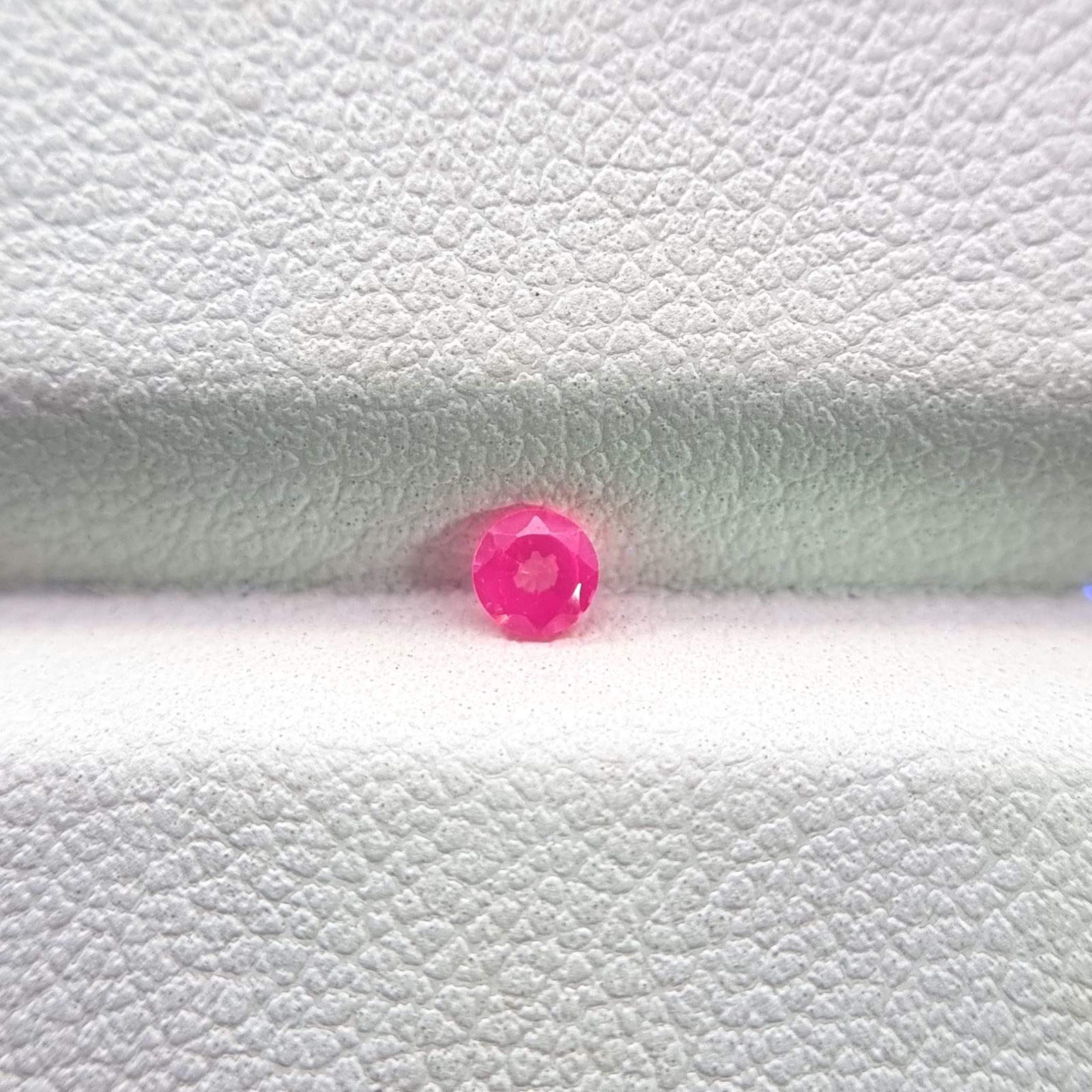 10006295：ピンクスピネル RD 2.9ｍｍ 0.11ct