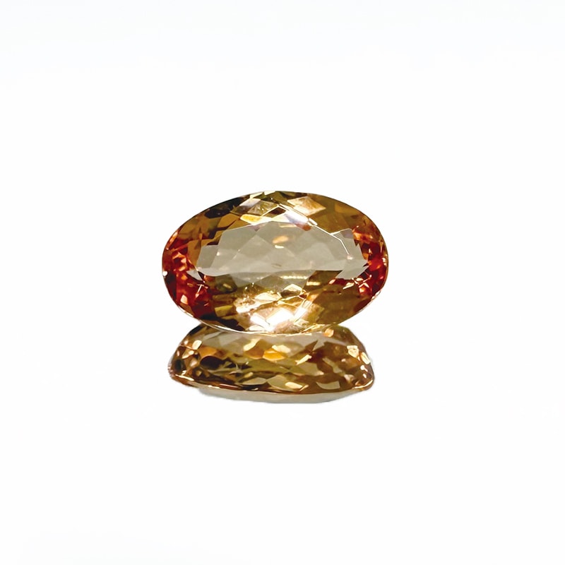 10008711:インペリアルトパーズ OV 8.2×5.3mm 1.30ct