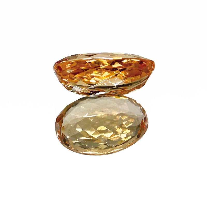 10008711:インペリアルトパーズ OV 8.2×5.3mm 1.30ct