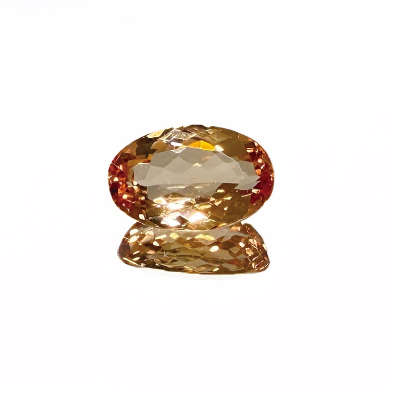 10008711:インペリアルトパーズ OV 8.2×5.3mm 1.30ct