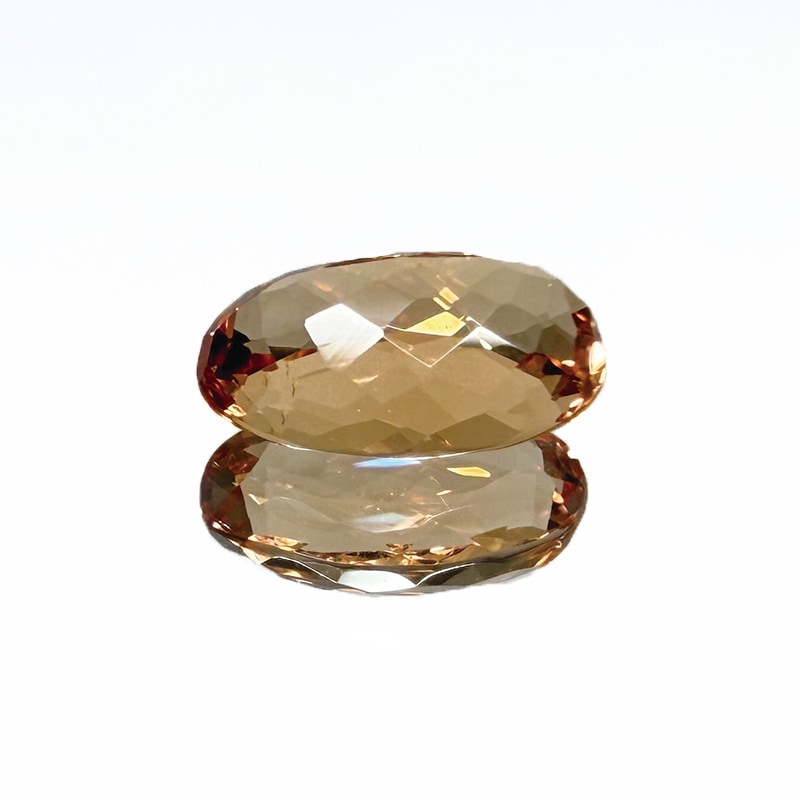 10008711:インペリアルトパーズ OV 8.2×5.3mm 1.30ct