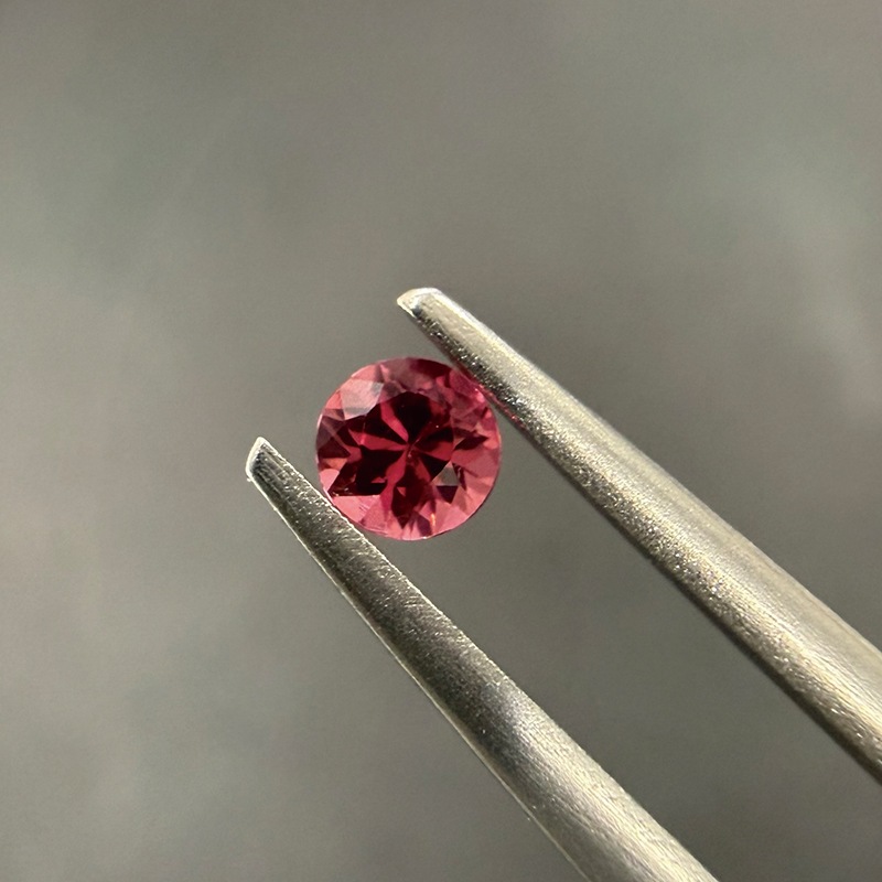 10000434：スピネル　RD　3.4ｍｍ　0.17ct