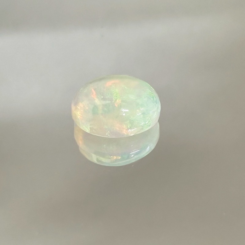 10008907：オパール　OV　10.1×8.0ｍｍ　1.94ct