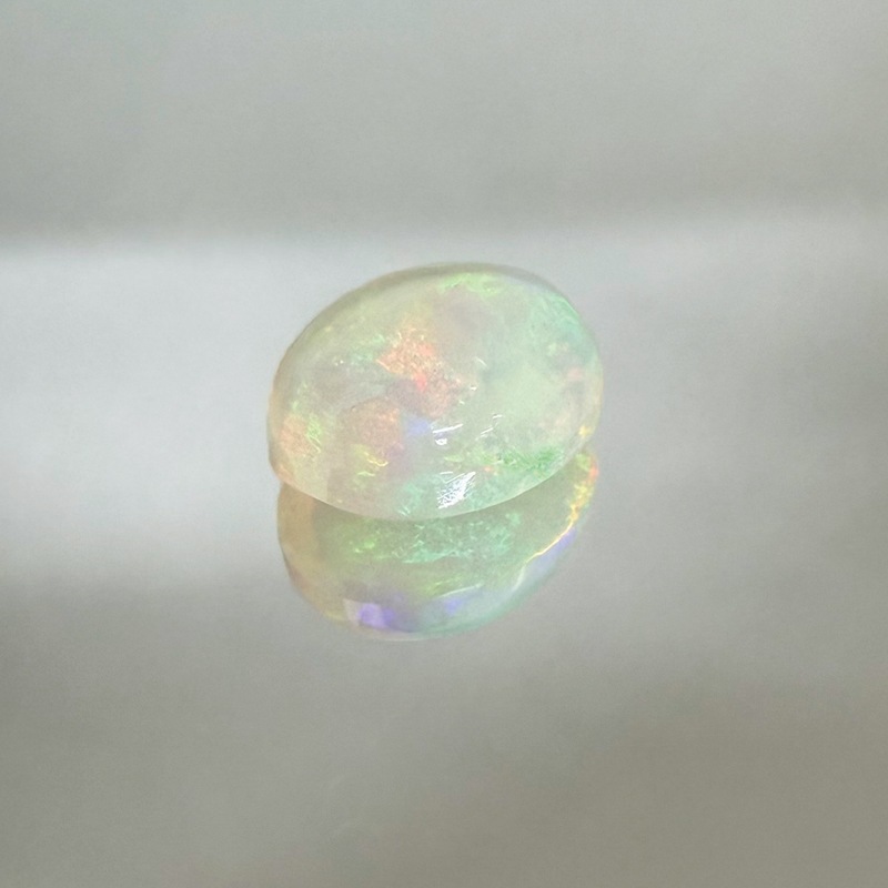 10008907：オパール　OV　10.1×8.0ｍｍ　1.94ct