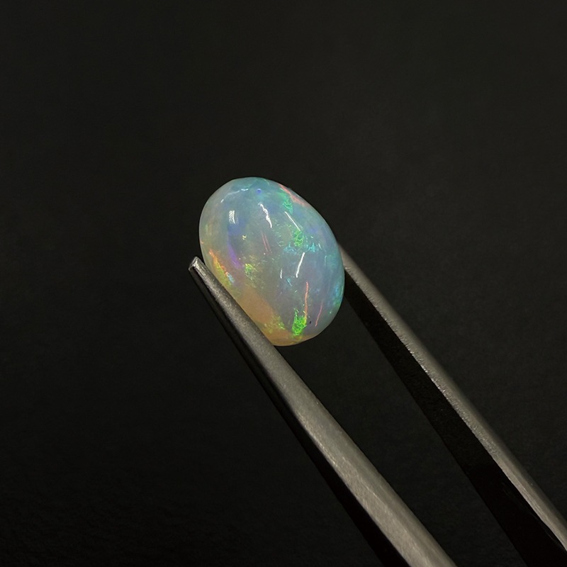 10008907：オパール　OV　10.1×8.0ｍｍ　1.94ct