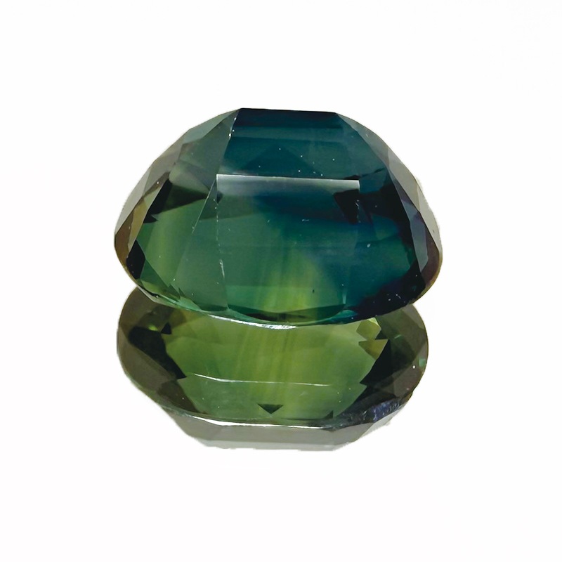 10009673：サファイア 9.6×8.5mm 3.78ct