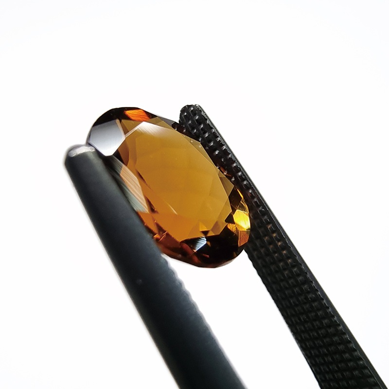 トルマリン　OV　9.0mm × 6.9mm　1.80ct