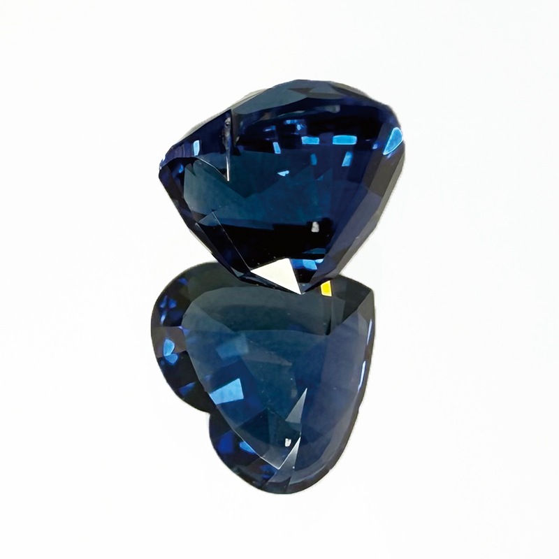 10008114：コーンフラワーサファイア 6.4×5.8mm 1.33ct　AIGS鑑別書付き