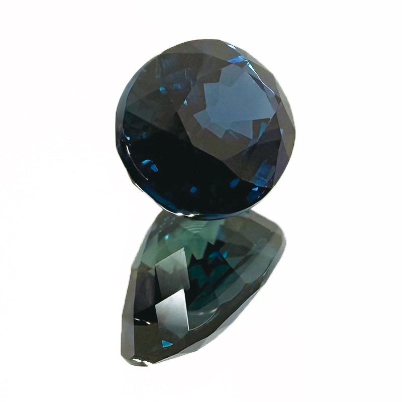 10009772：サファイア 7.0×5.1mm 1.17ct