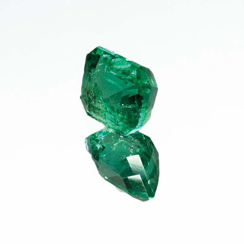 162：エメラルド　EM　5.1×4.5ｍｍ　0.60ct