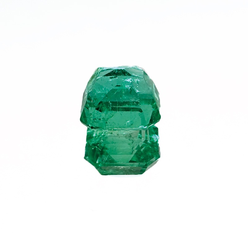 162：エメラルド　EM　5.1×4.5ｍｍ　0.60ct