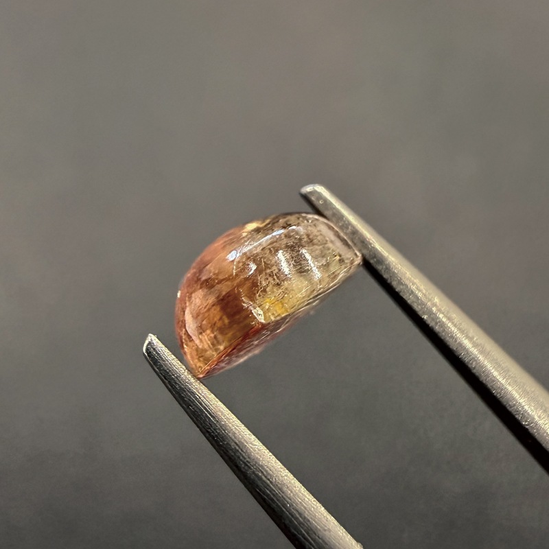 10000938：トルマリン　RDカボション　7.1ｍｍ　1.79ct