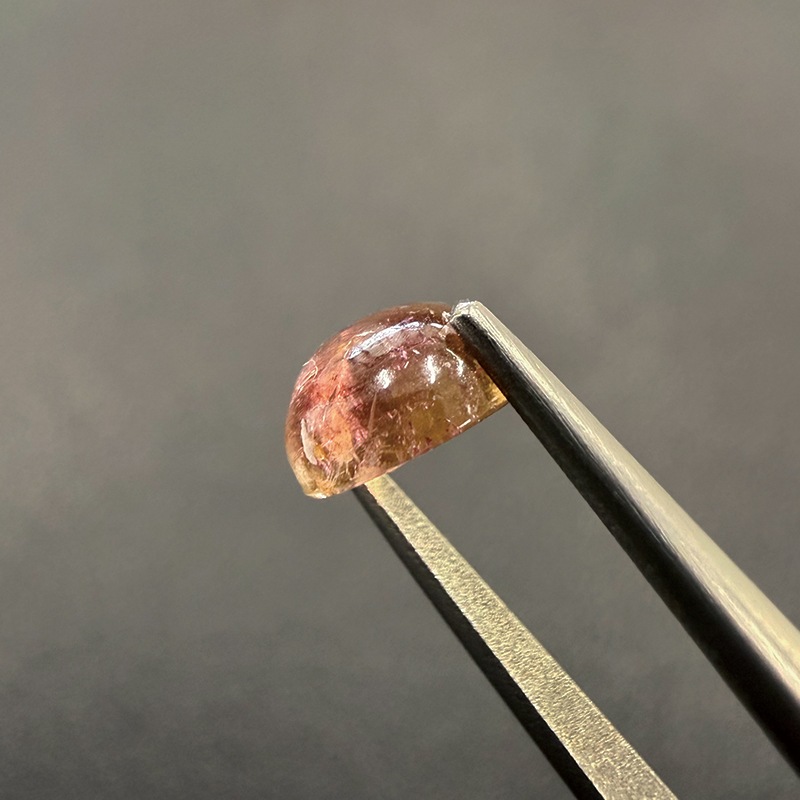 10000938：トルマリン　RDカボション　7.1ｍｍ　1.79ct